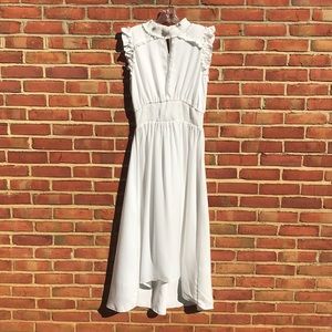 Elliatt White Maxi Dress